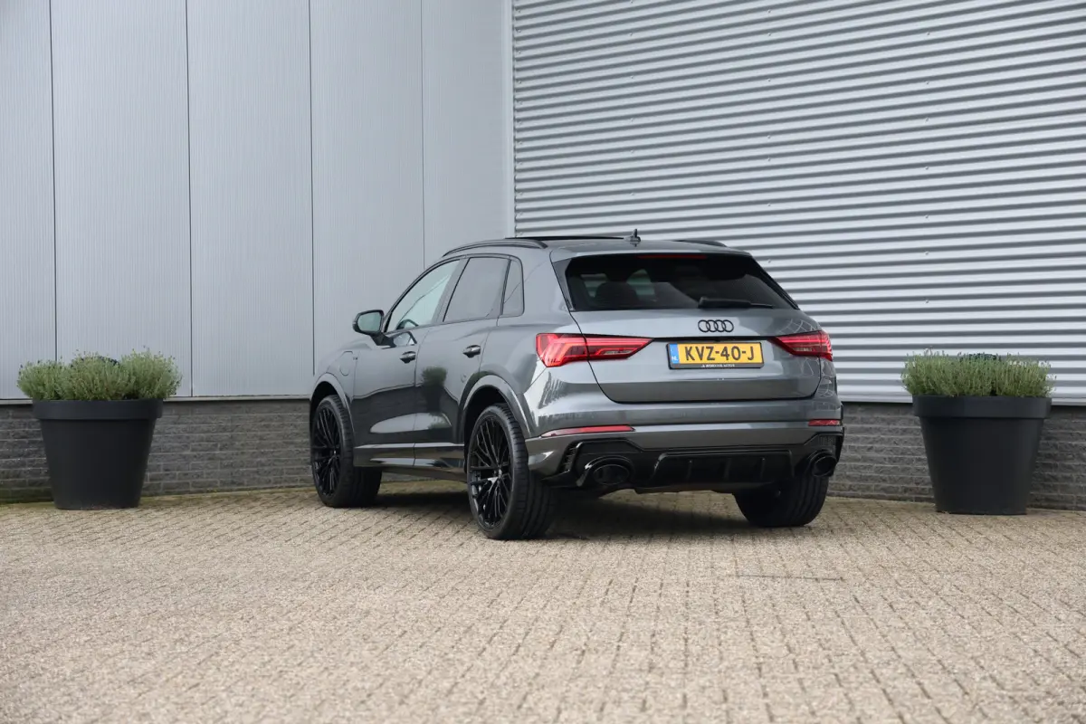 45 TFSI e 245pk Competition S-Line Black Pano|360cam|Elek stoelv|Matrix|RS Q3