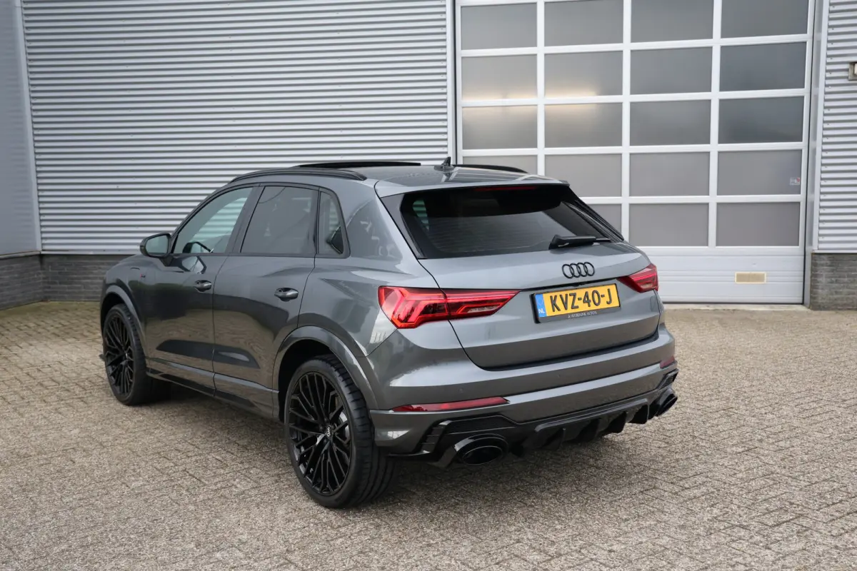 45 TFSI e 245pk Competition S-Line Black Pano|360cam|Elek stoelv|Matrix|RS Q3