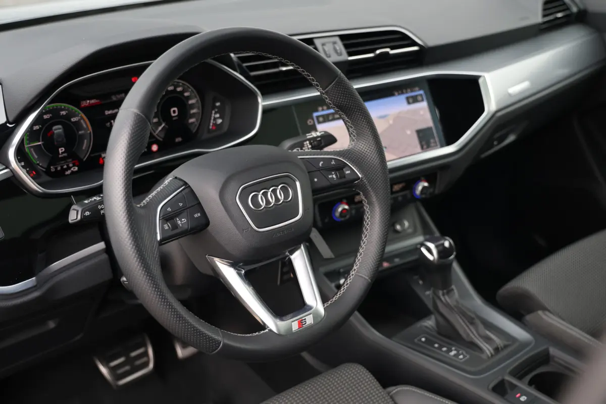 45 TFSI e 245pk Competition S-Line Black Pano|360cam|Elek stoelv|Matrix|RS Q3