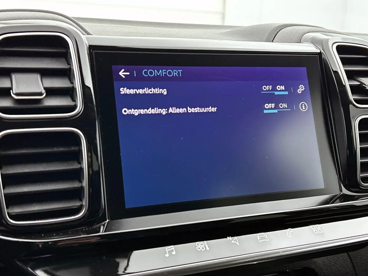 1.6 Plug-in Hybrid 225 Business Plus CAMERA | NAVI & CARPLAY | AD-CRUISE