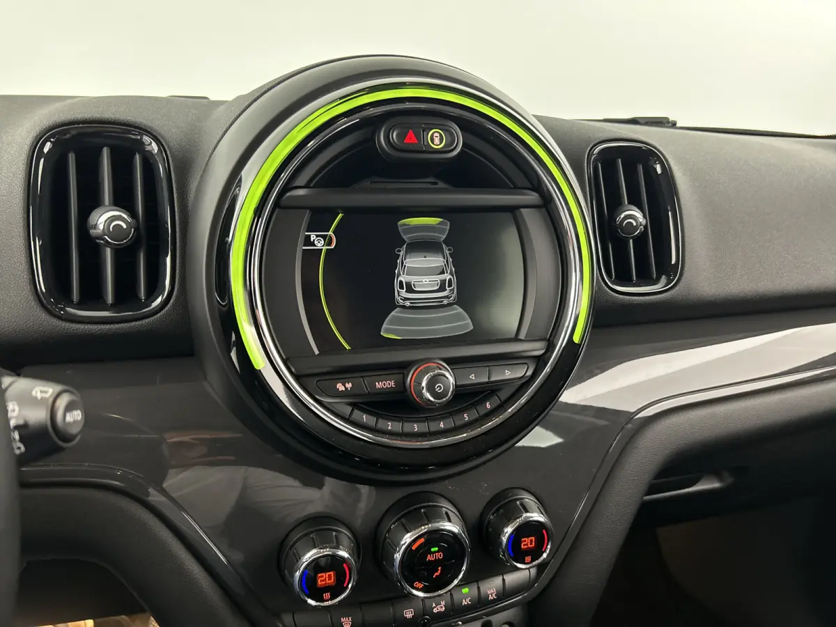 1.5 Cooper Black edition/PDC V+A/Cruise control/Airco/