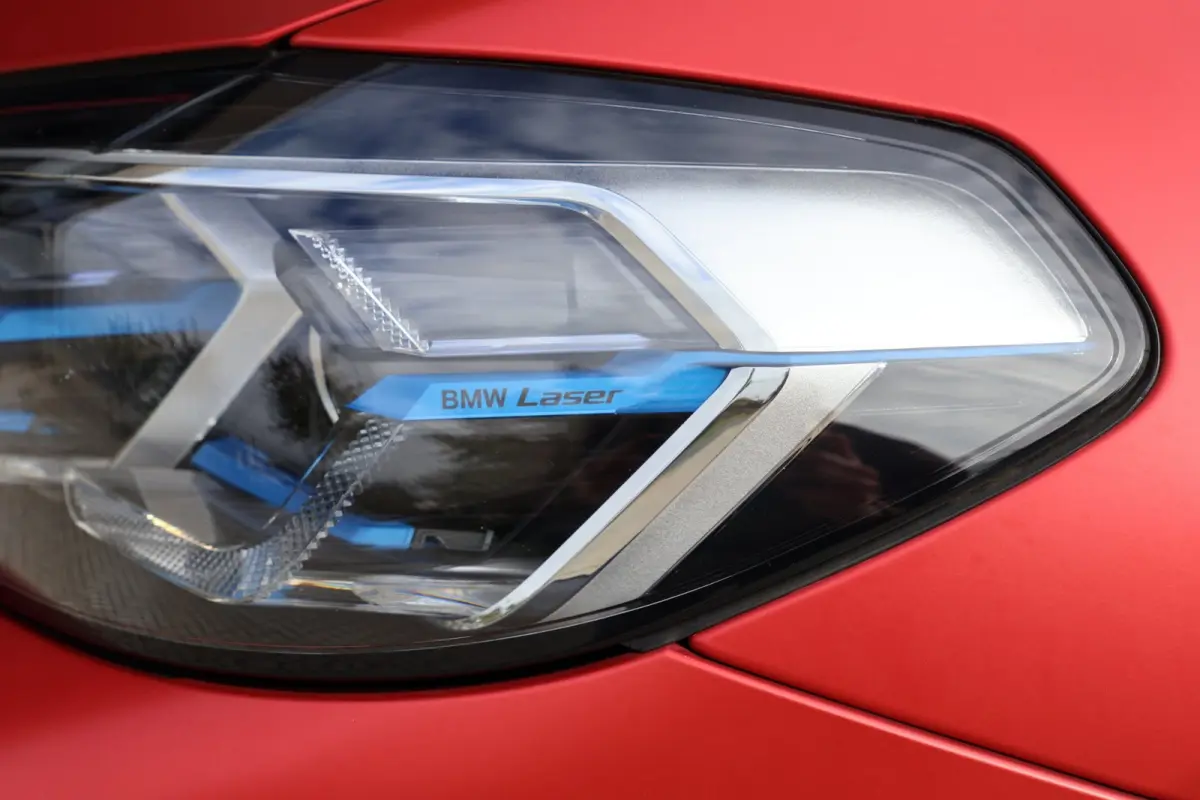 High Executive 80 kWh M-sport Shadowline | panoramadak | head up | laser light | elek. trekhaak | harmankardon | 1e eig.