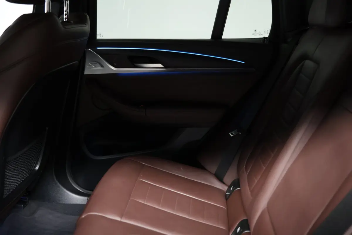 High Executive 80 kWh M-sport Shadowline | panoramadak | head up | laser light | elek. trekhaak | harmankardon | 1e eig.