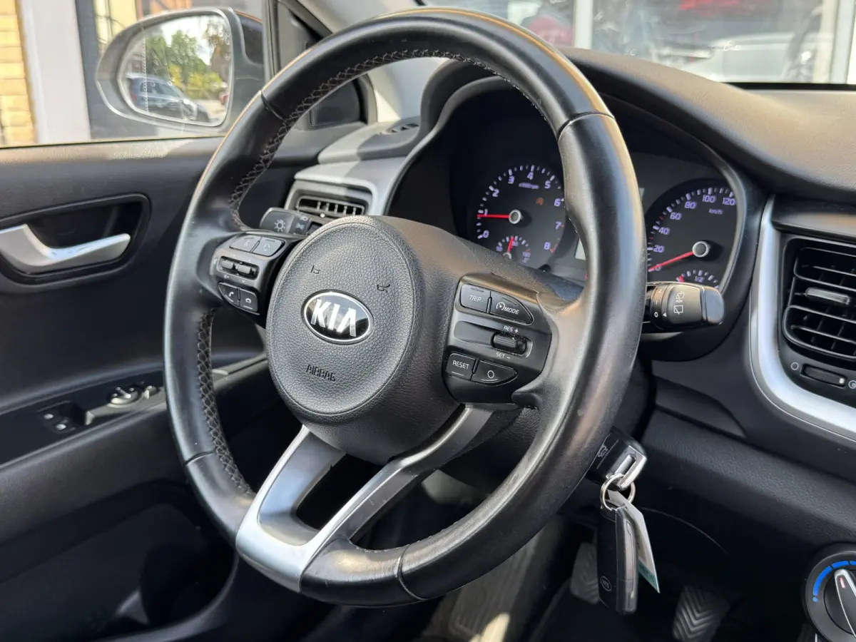 1.0 T-GDi DynamicLine 2-TONE/CARPLAY/CAMERA/LMV/NL-AUTO/1E EIG.
