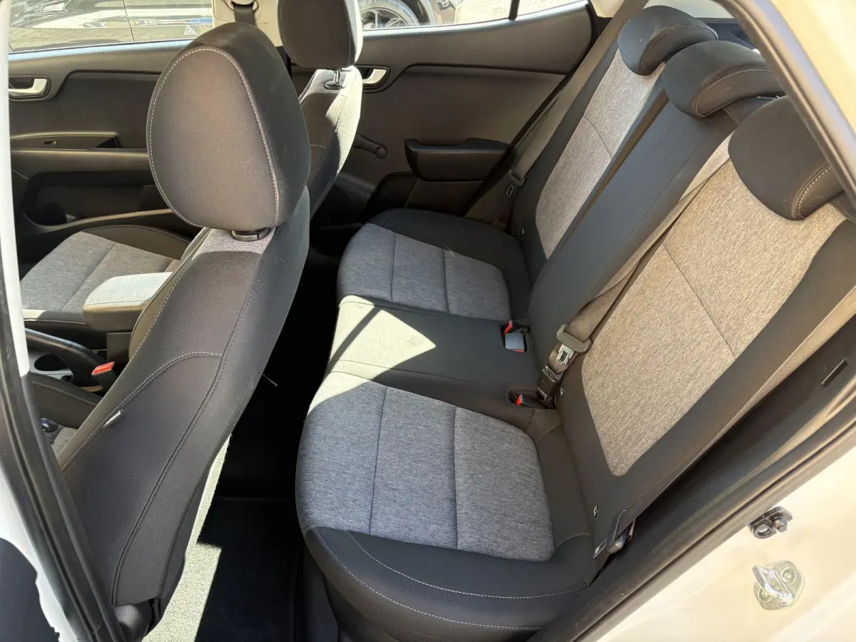 1.0 T-GDi DynamicLine 2-TONE/CARPLAY/CAMERA/LMV/NL-AUTO/1E EIG.