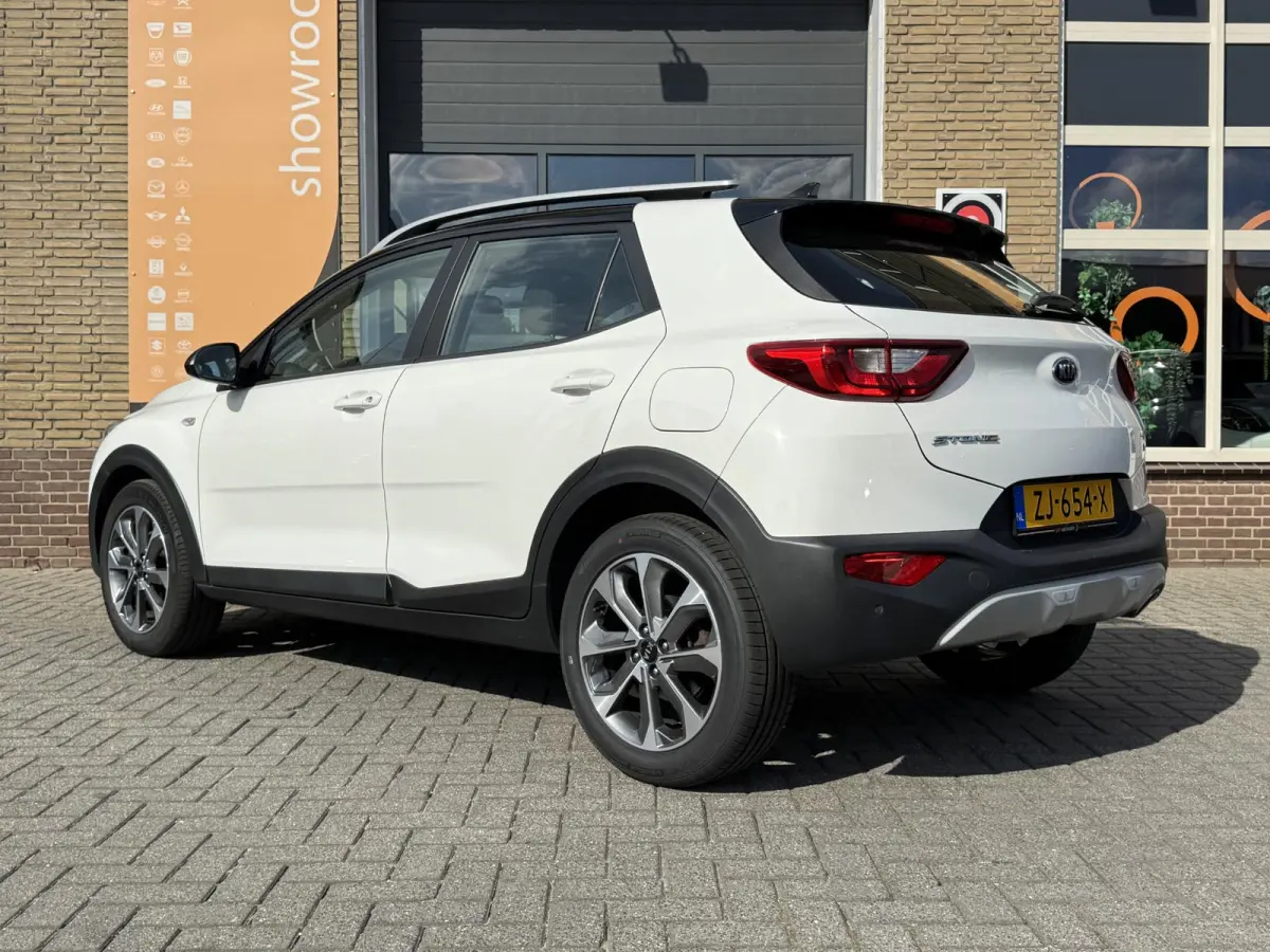 1.0 T-GDi DynamicLine 2-TONE/CARPLAY/CAMERA/LMV/NL-AUTO/1E EIG.