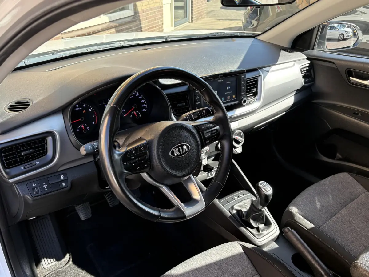 1.0 T-GDi DynamicLine 2-TONE/CARPLAY/CAMERA/LMV/NL-AUTO/1E EIG.