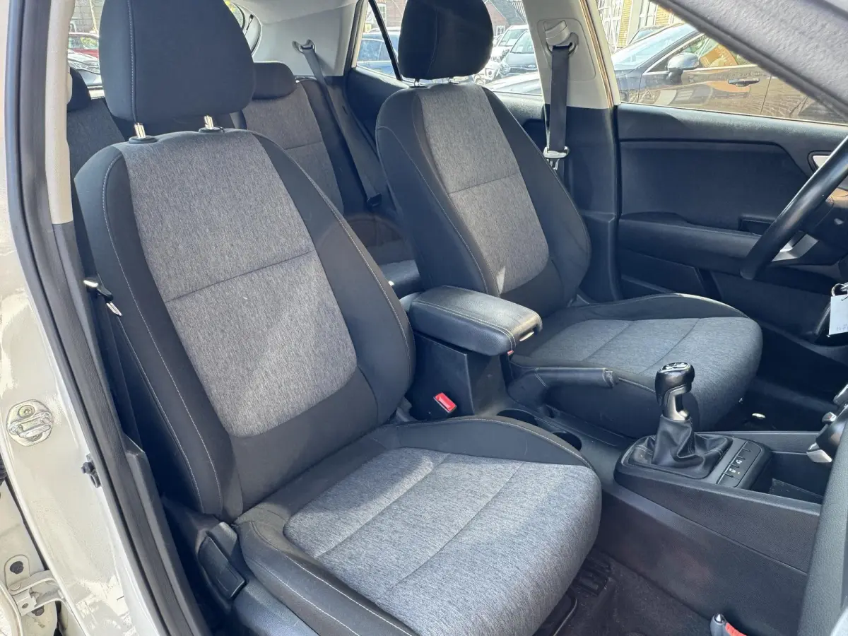 1.0 T-GDi DynamicLine 2-TONE/CARPLAY/CAMERA/LMV/NL-AUTO/1E EIG.