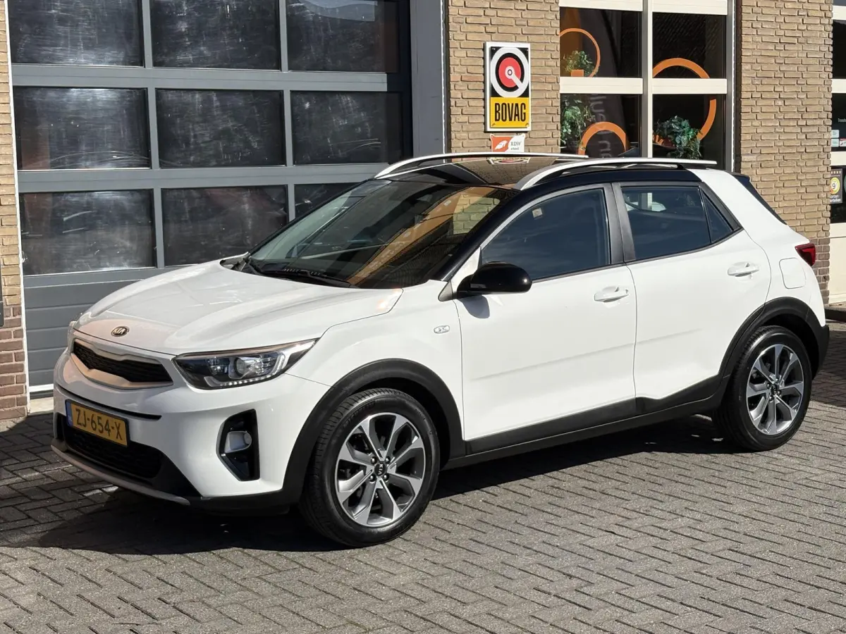 1.0 T-GDi DynamicLine 2-TONE/CARPLAY/CAMERA/LMV/NL-AUTO/1E EIG.