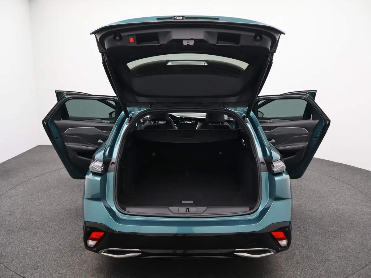 1.2 PureTech GT 360 Graden Camera | Elektrische Kofferklep | Dodehoekbewaking | Parkeersenoren Voor en Achter | Adaptive Cruise Control | Drive Assist | Elektrisch Verstelbare Stoelen met Ma