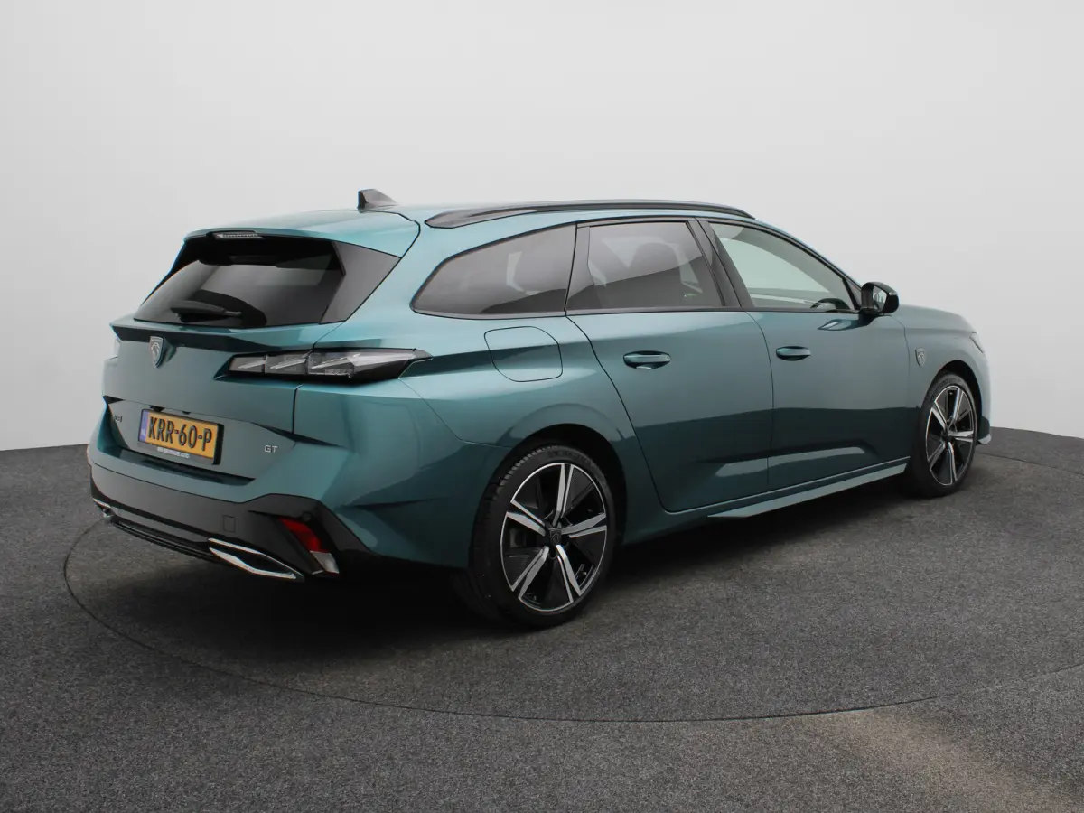 1.2 PureTech GT 360 Graden Camera | Elektrische Kofferklep | Dodehoekbewaking | Parkeersenoren Voor en Achter | Adaptive Cruise Control | Drive Assist | Elektrisch Verstelbare Stoelen met Ma