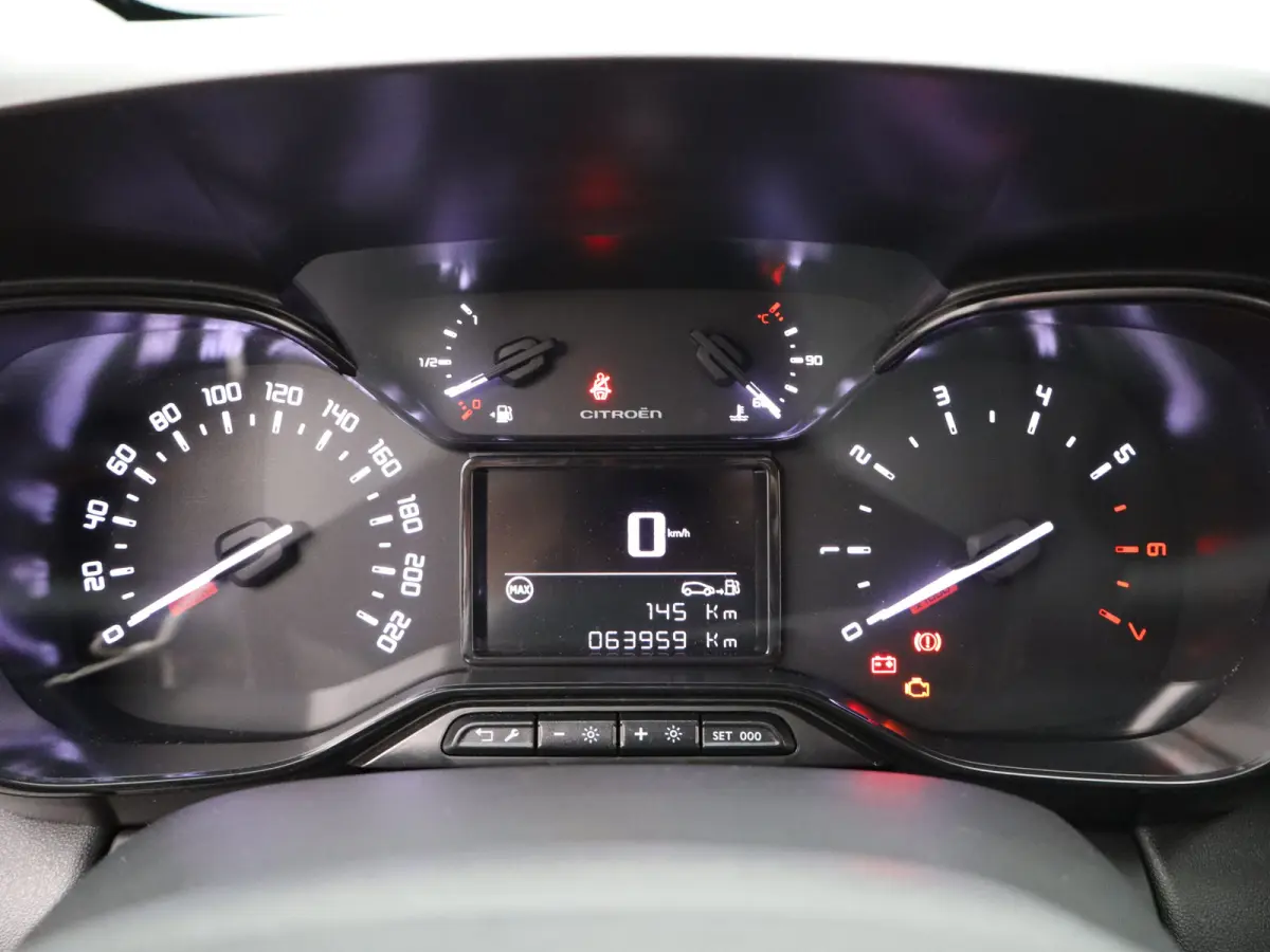 1.2 PureTech Live Navigatie | Airco | Cruise Control | LED verlichting | Parkeersenoren