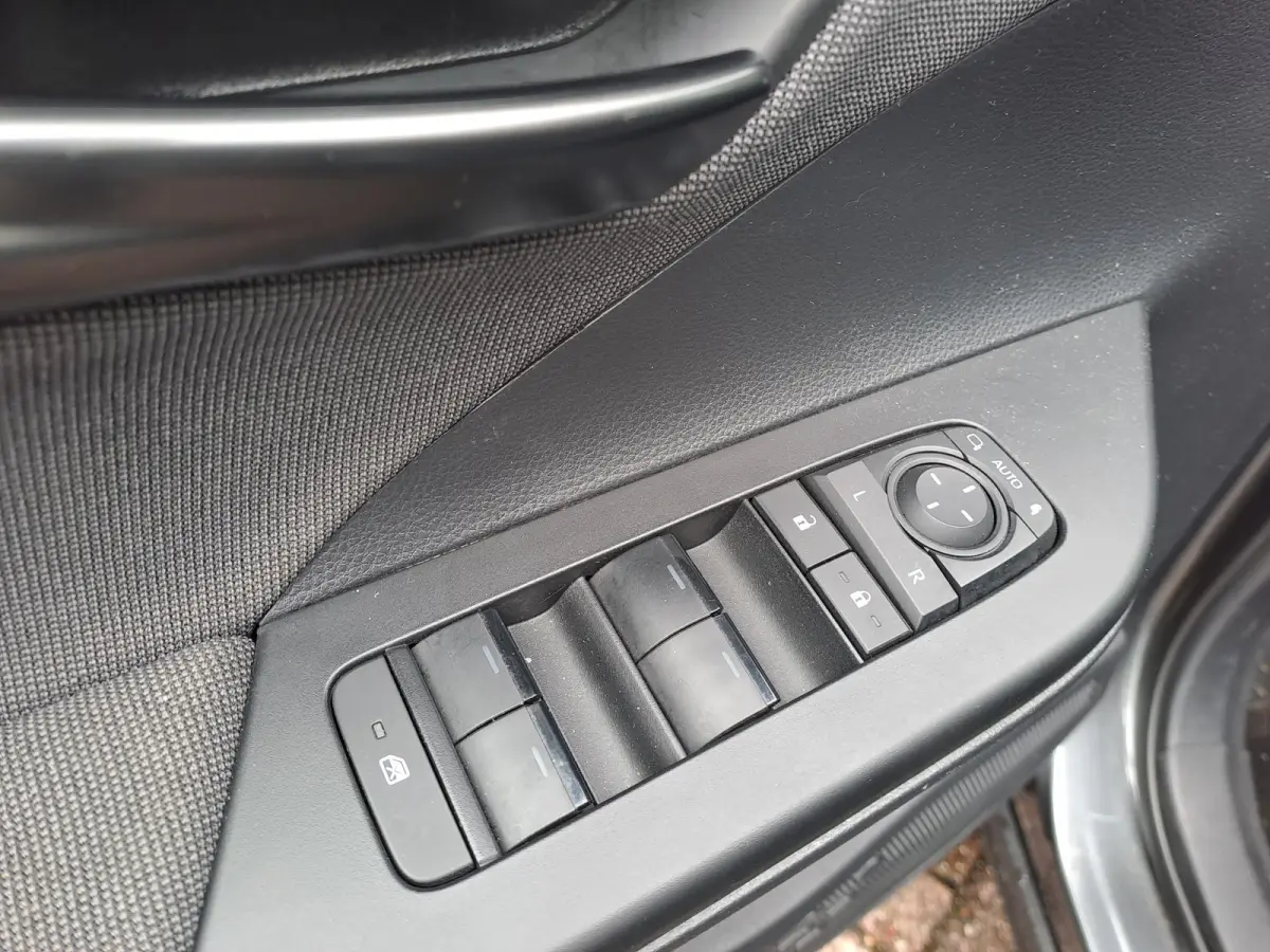 1.8 Hybrid 140 First Edition | TREKHAAK | 360 CAMERA | NAVIGATIE | KLIMAATREGELING