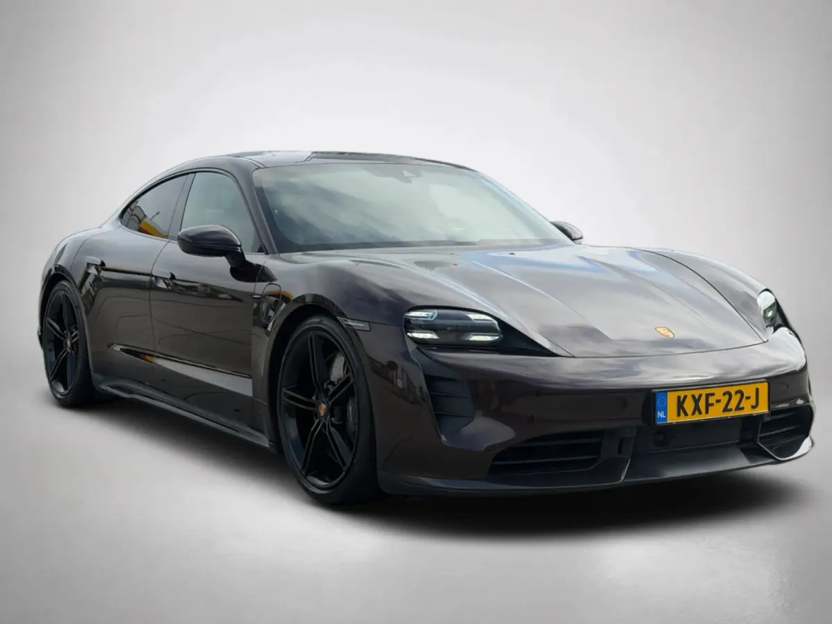 Turbo S 93 kWh VOLL!! (2e Eig, Dealer OndH, Carbon Pakket, Passagier Display, Bose, StoelVent, Sport Chrono, Etc)