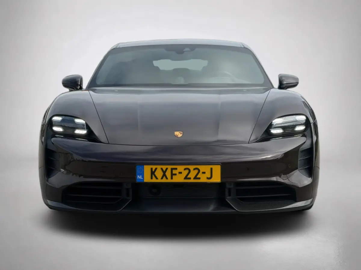 Turbo S 93 kWh VOLL!! (2e Eig, Dealer OndH, Carbon Pakket, Passagier Display, Bose, StoelVent, Sport Chrono, Etc)