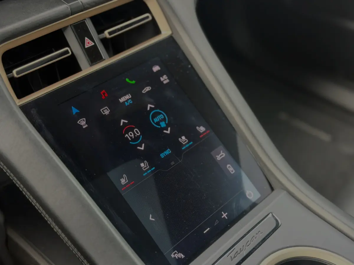 Turbo S 93 kWh VOLL!! (2e Eig, Dealer OndH, Carbon Pakket, Passagier Display, Bose, StoelVent, Sport Chrono, Etc)