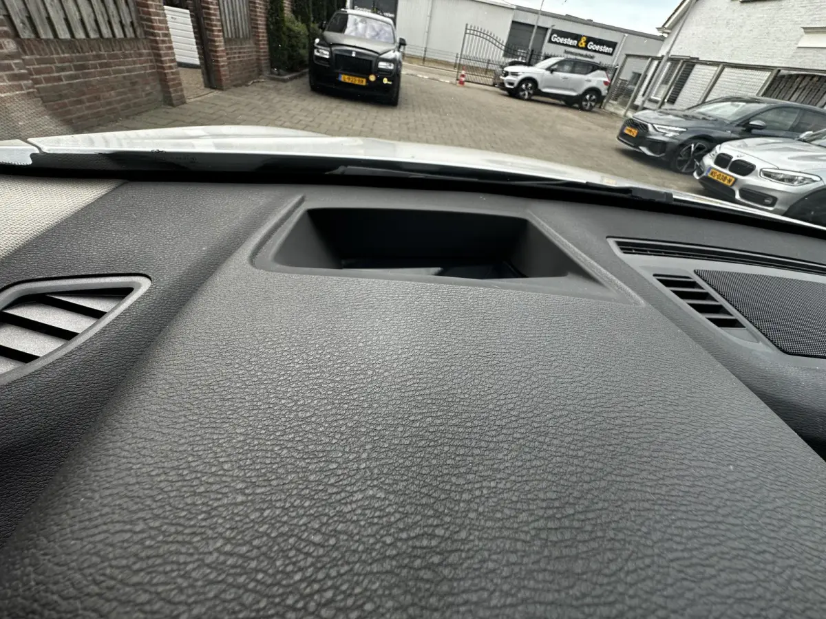 sDrive20i High Executive Memory|Pano|HiFi|HUD