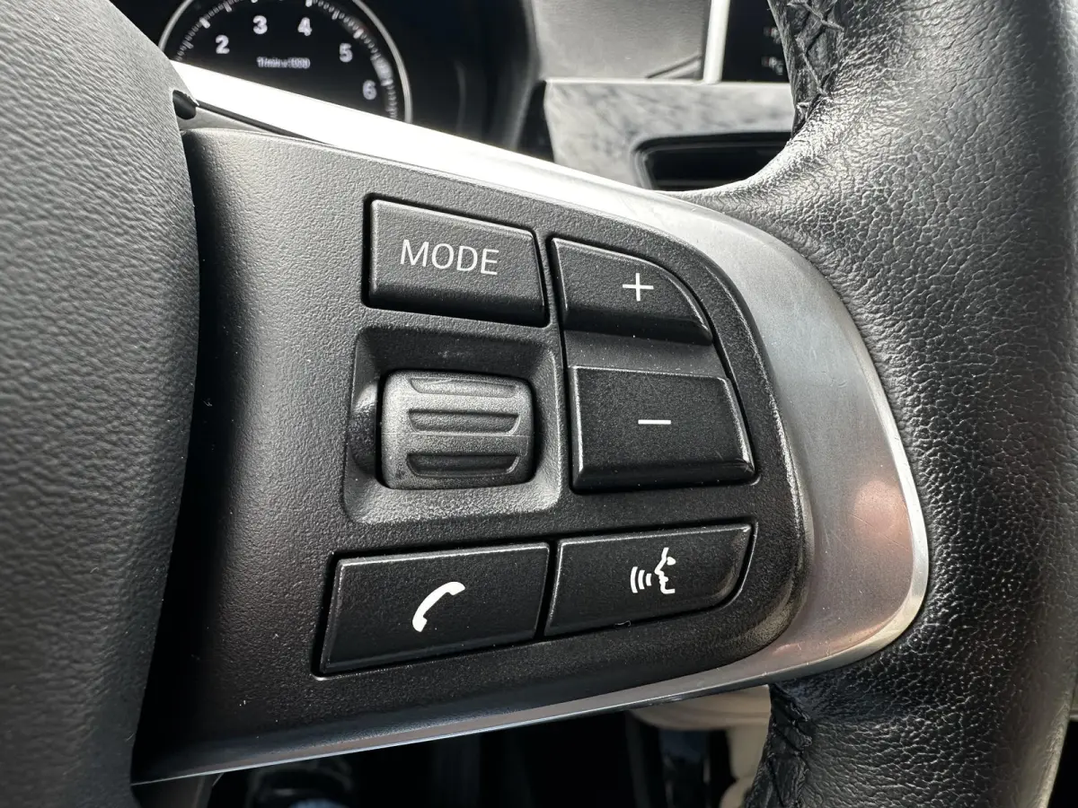 sDrive20i High Executive Memory|Pano|HiFi|HUD