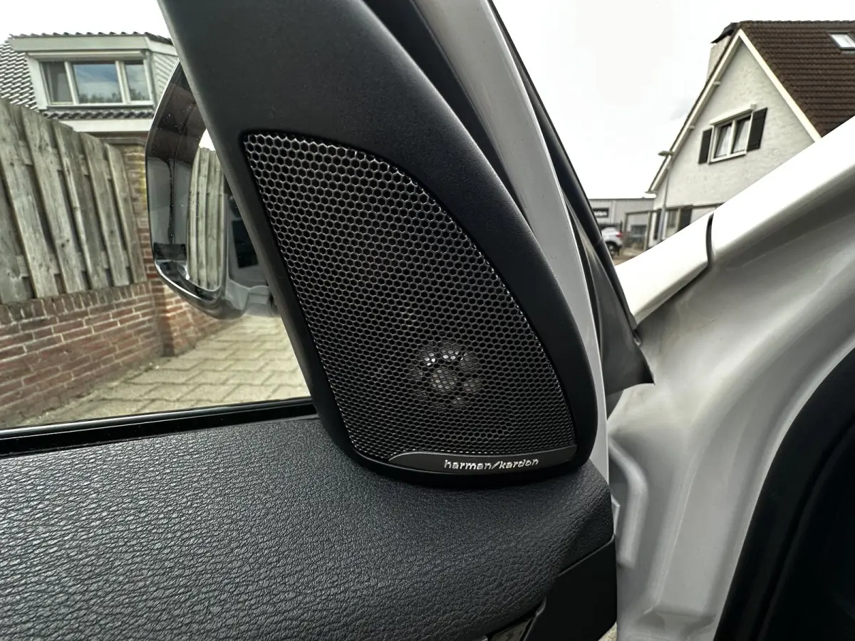 sDrive20i High Executive Memory|Pano|HiFi|HUD