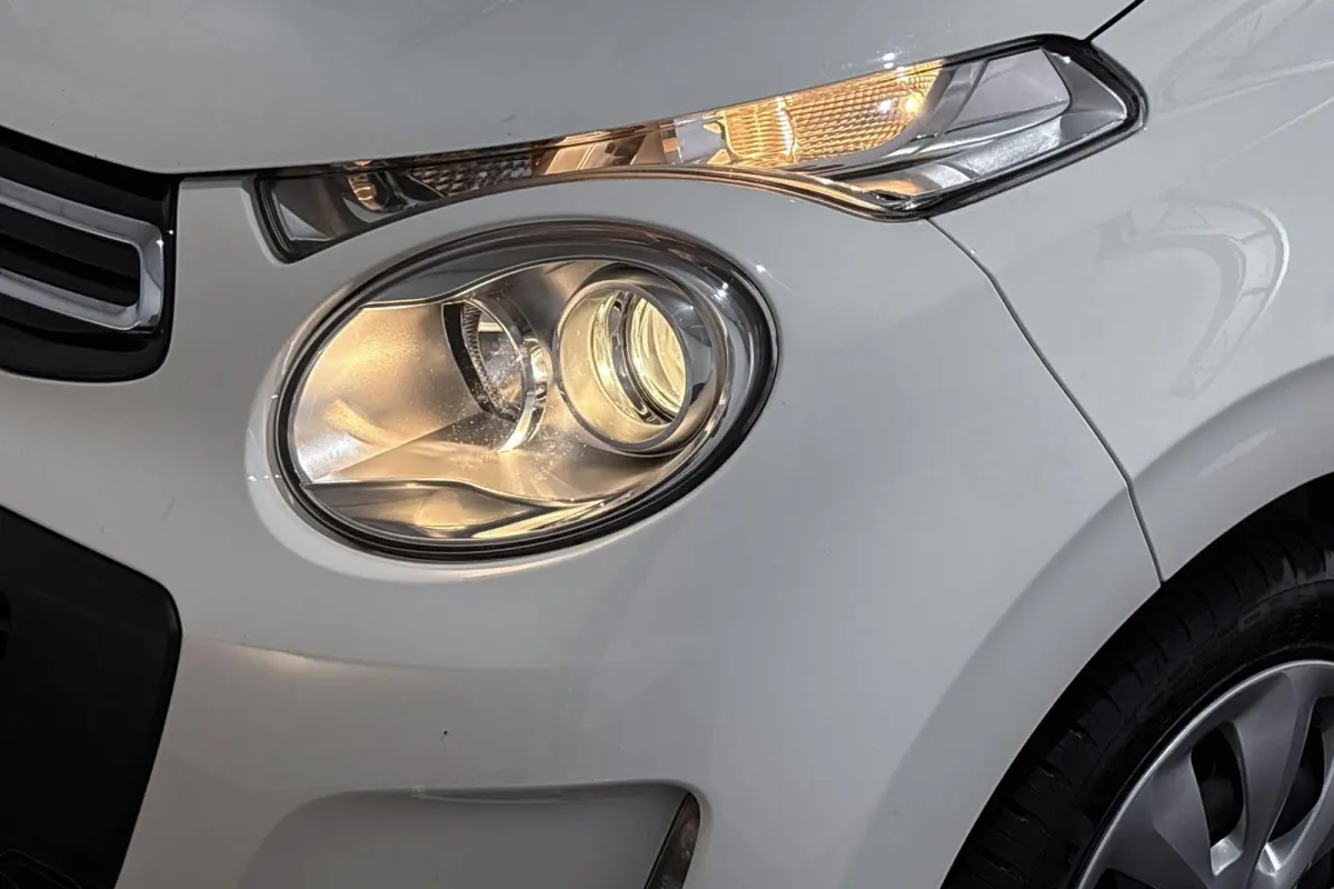 1.0 VTi Feel Automaat Airco Elektrische Ramen