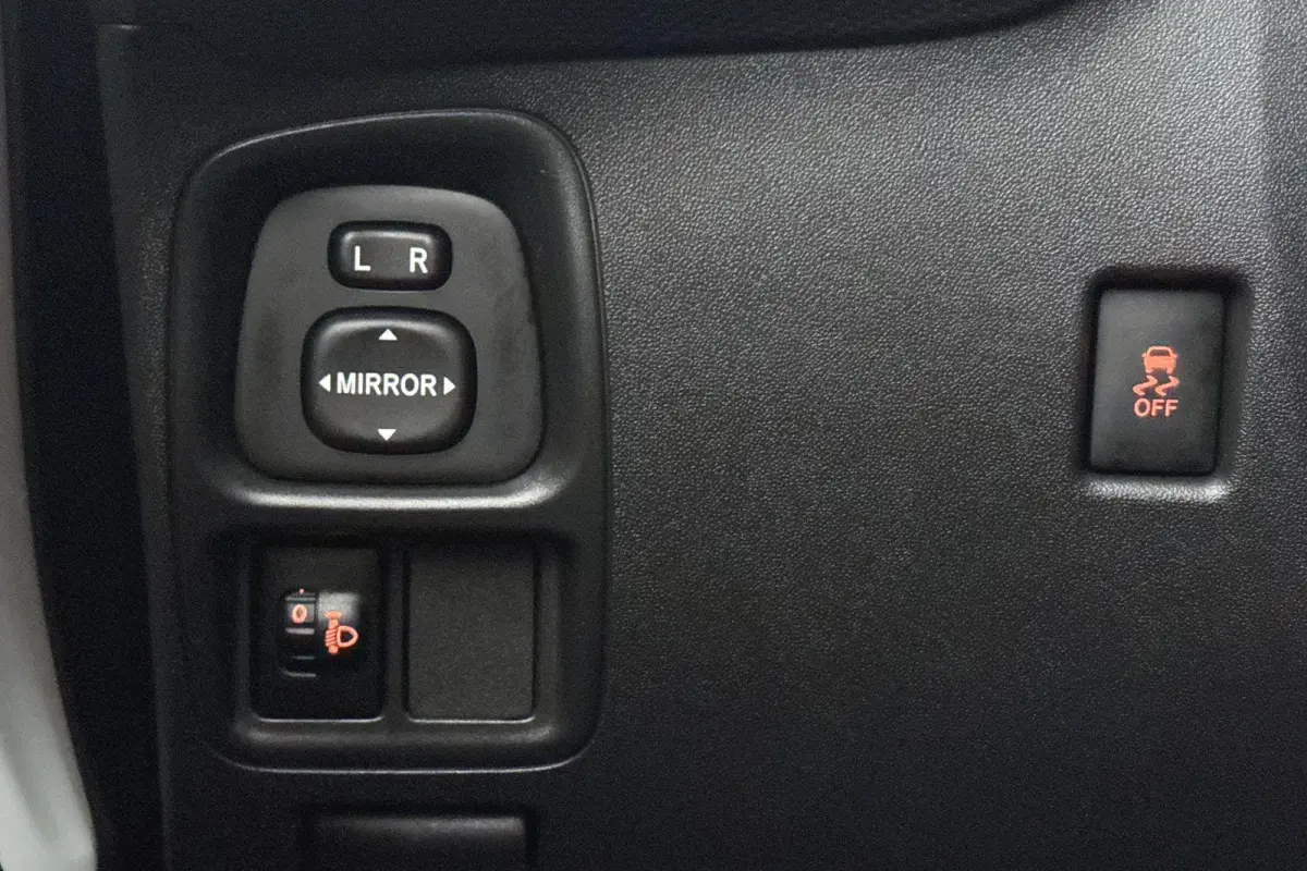 1.0 VTi Feel Automaat Airco Elektrische Ramen