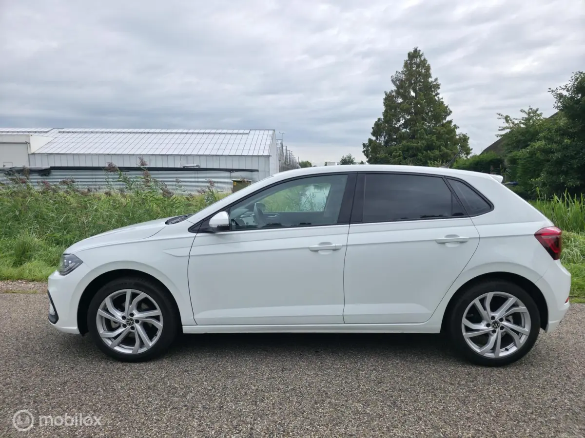 1.0 TSI / Alcantara / Stoelv. / Navi / Carpl.