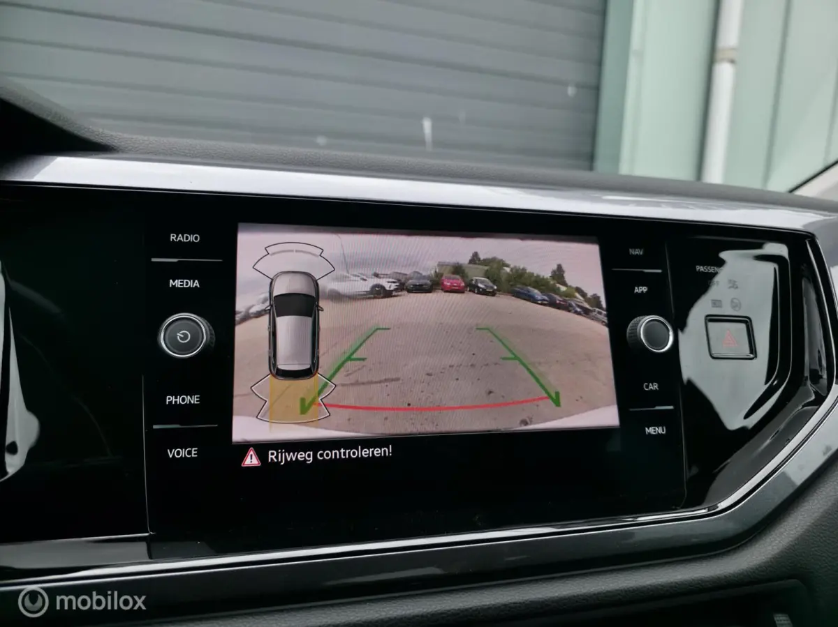 1.0 TSI / Alcantara / Stoelv. / Navi / Carpl.