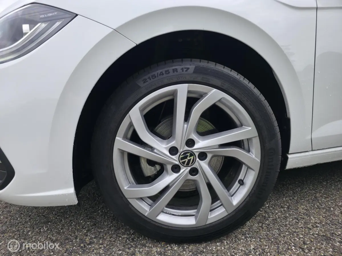 1.0 TSI / Alcantara / Stoelv. / Navi / Carpl.