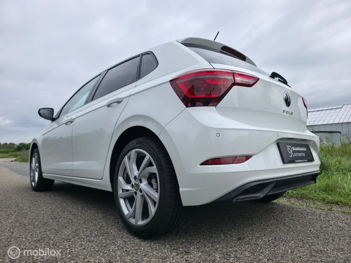 1.0 TSI / Alcantara / Stoelv. / Navi / Carpl.