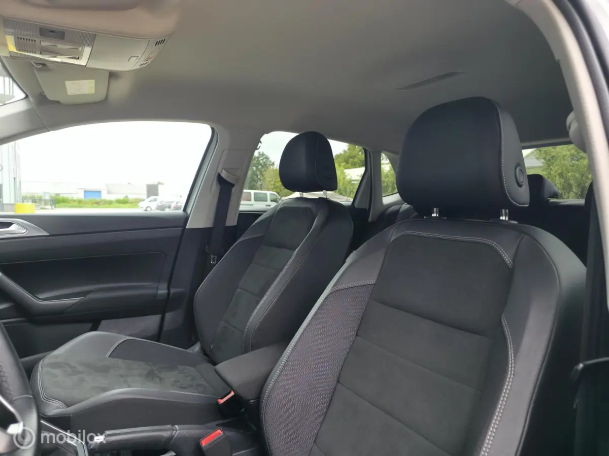 1.0 TSI / Alcantara / Stoelv. / Navi / Carpl.