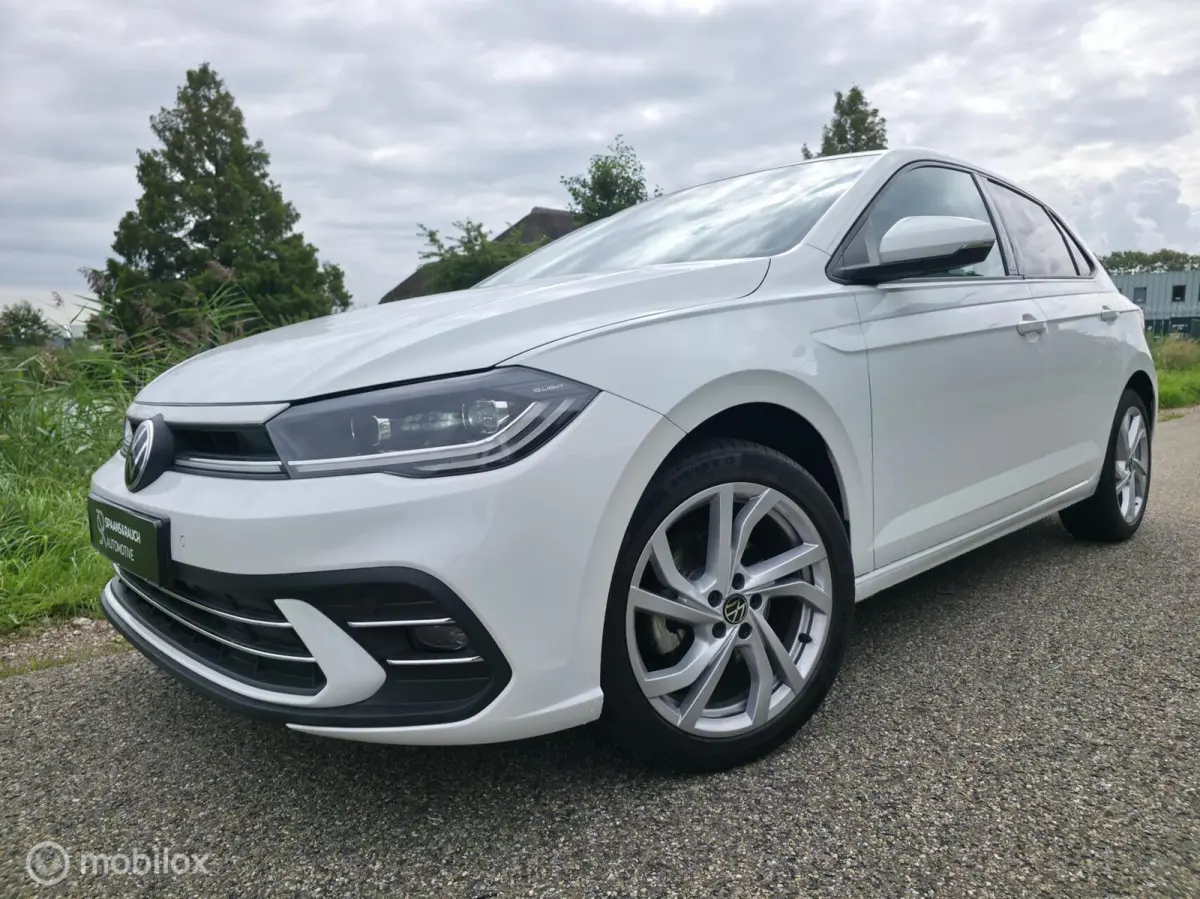 1.0 TSI / Alcantara / Stoelv. / Navi / Carpl.