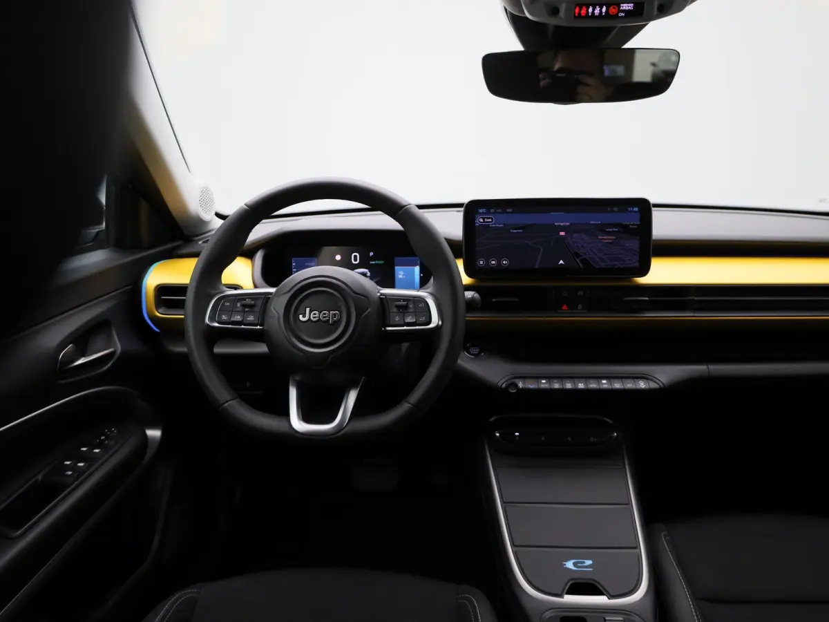 Longitude 54 kWh | Navigatie | Camera | Stoelverwarming | Parkeersensoren Voor/Achter | Apple Carplay&Android Auto