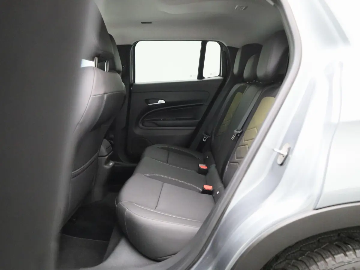 Longitude 54 kWh | Navigatie | Camera | Stoelverwarming | Parkeersensoren Voor/Achter | Apple Carplay&Android Auto