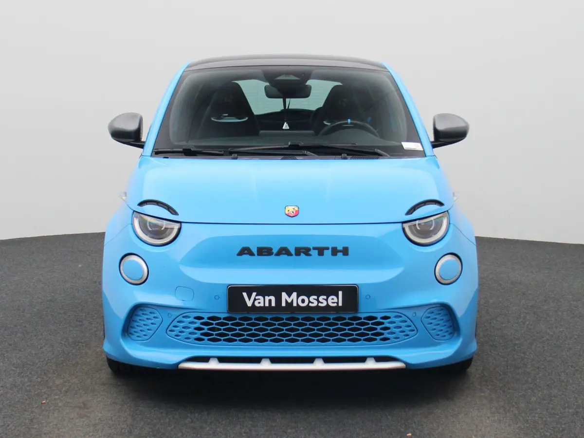 Abarth Scorpionissima 42 kWh