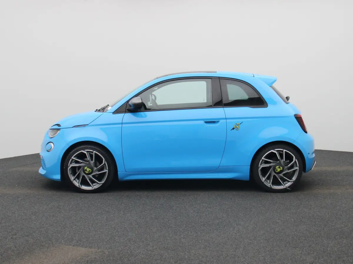 Abarth Scorpionissima 42 kWh