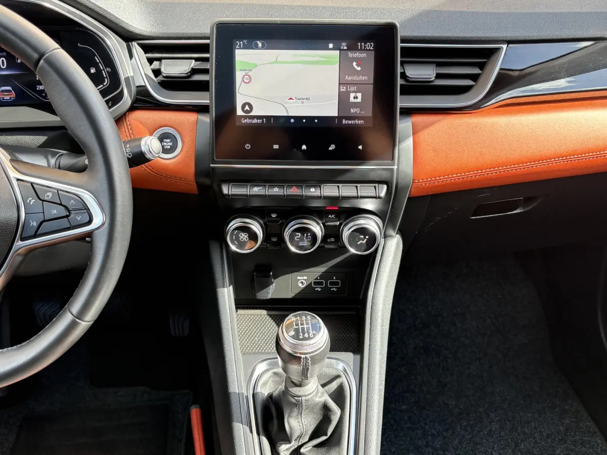 1.0 TCe 90 Intens TWO-TONE/CARPLAY/CAMERA/LED/NL-AUTO/1e EIG.
