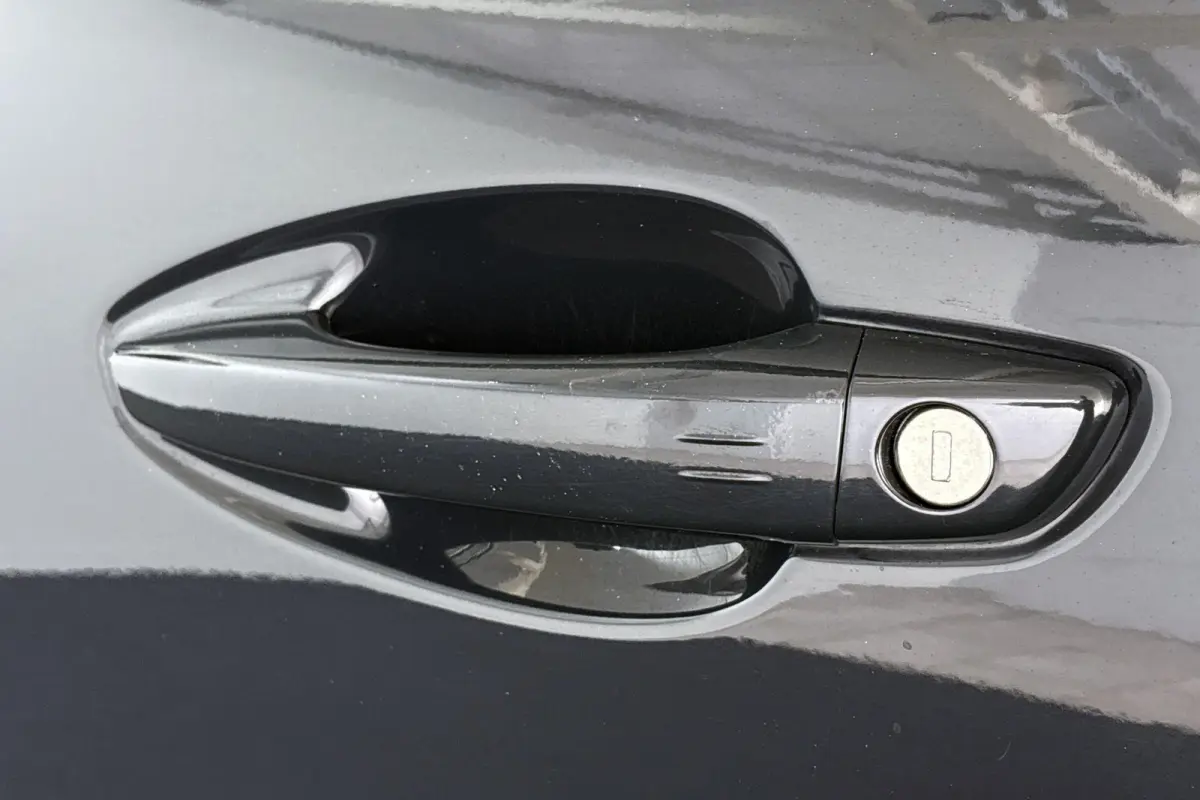 1.6 HYbrid4 300 GT Stoelverwarming LED Keyless Camera