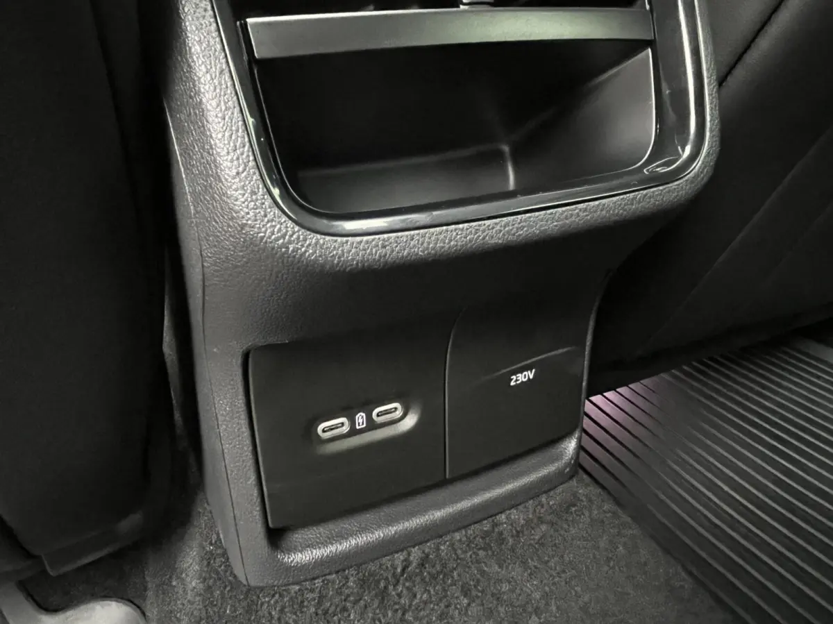 RS 245pk | DCC | 19” | Pano | Head up | Leder Alcantara