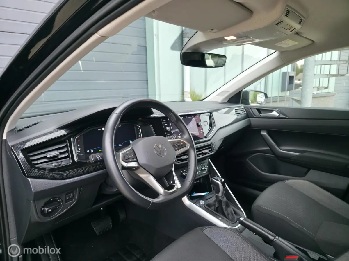 1.0 TSI Life Business / Stoelv. / Carplay