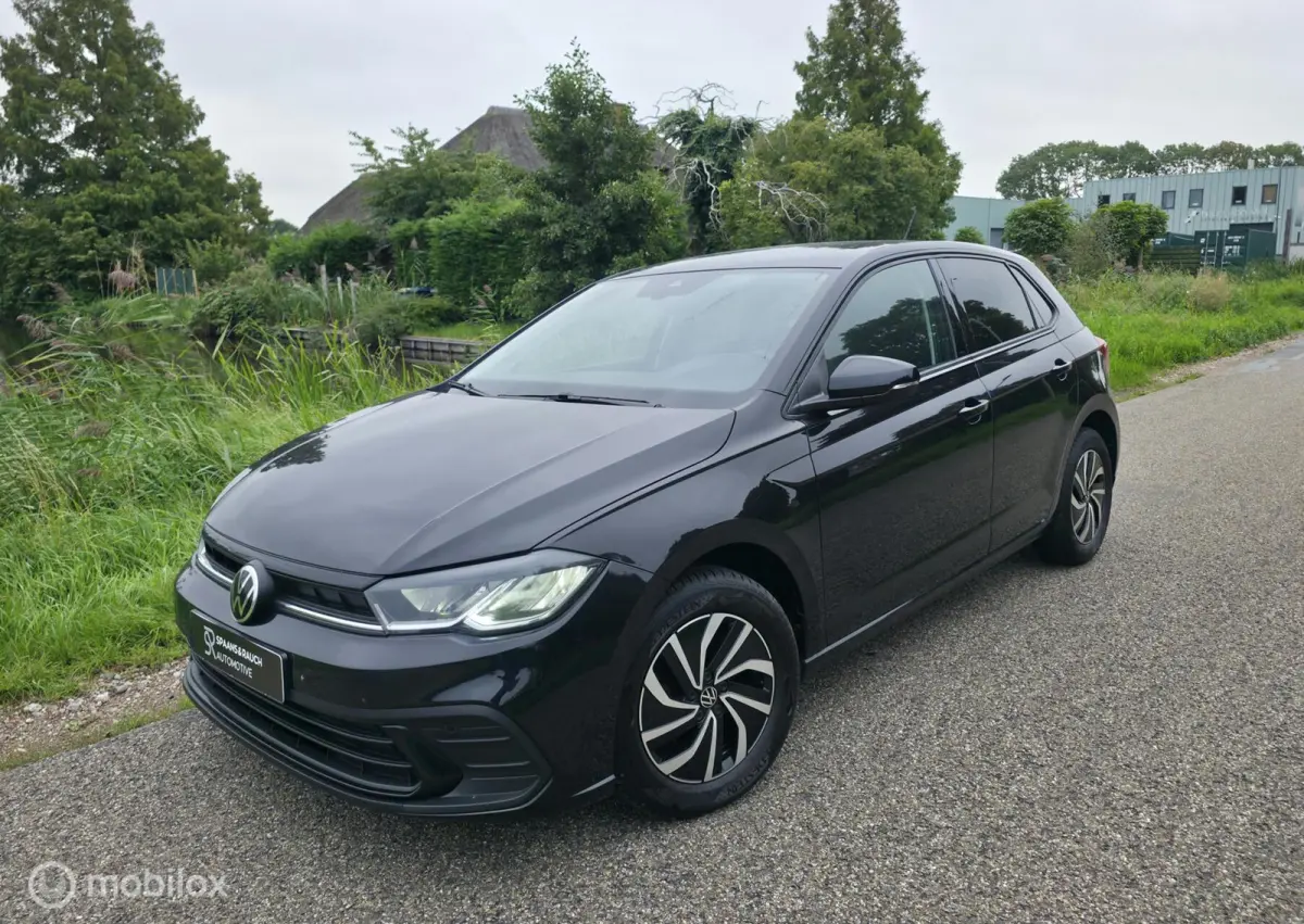 1.0 TSI Life Business / Stoelv. / Carplay
