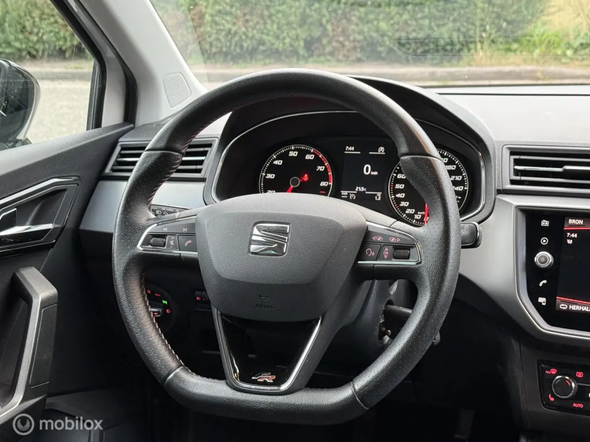 1.0 TSI FR Cruise-17'inch-Stoelverwarming