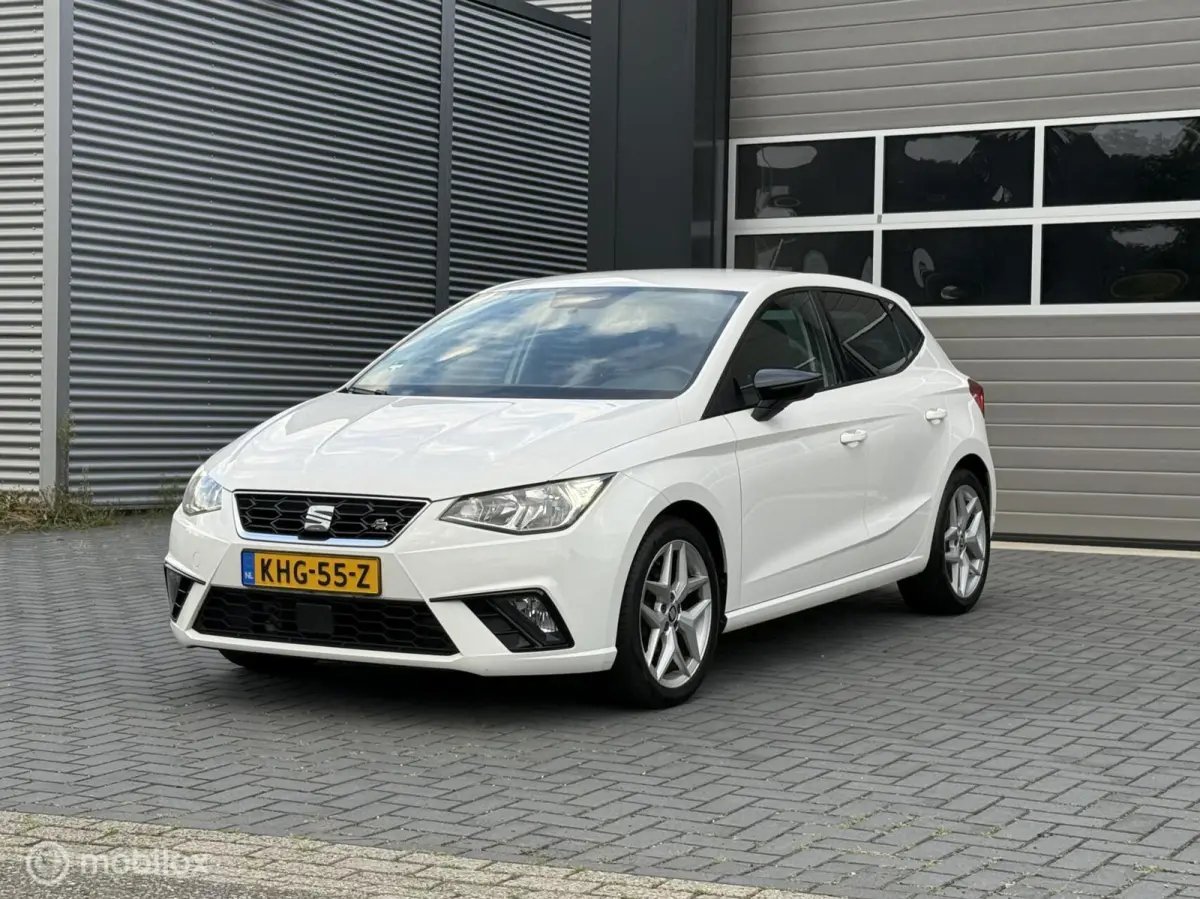 1.0 TSI FR Cruise-17'inch-Stoelverwarming