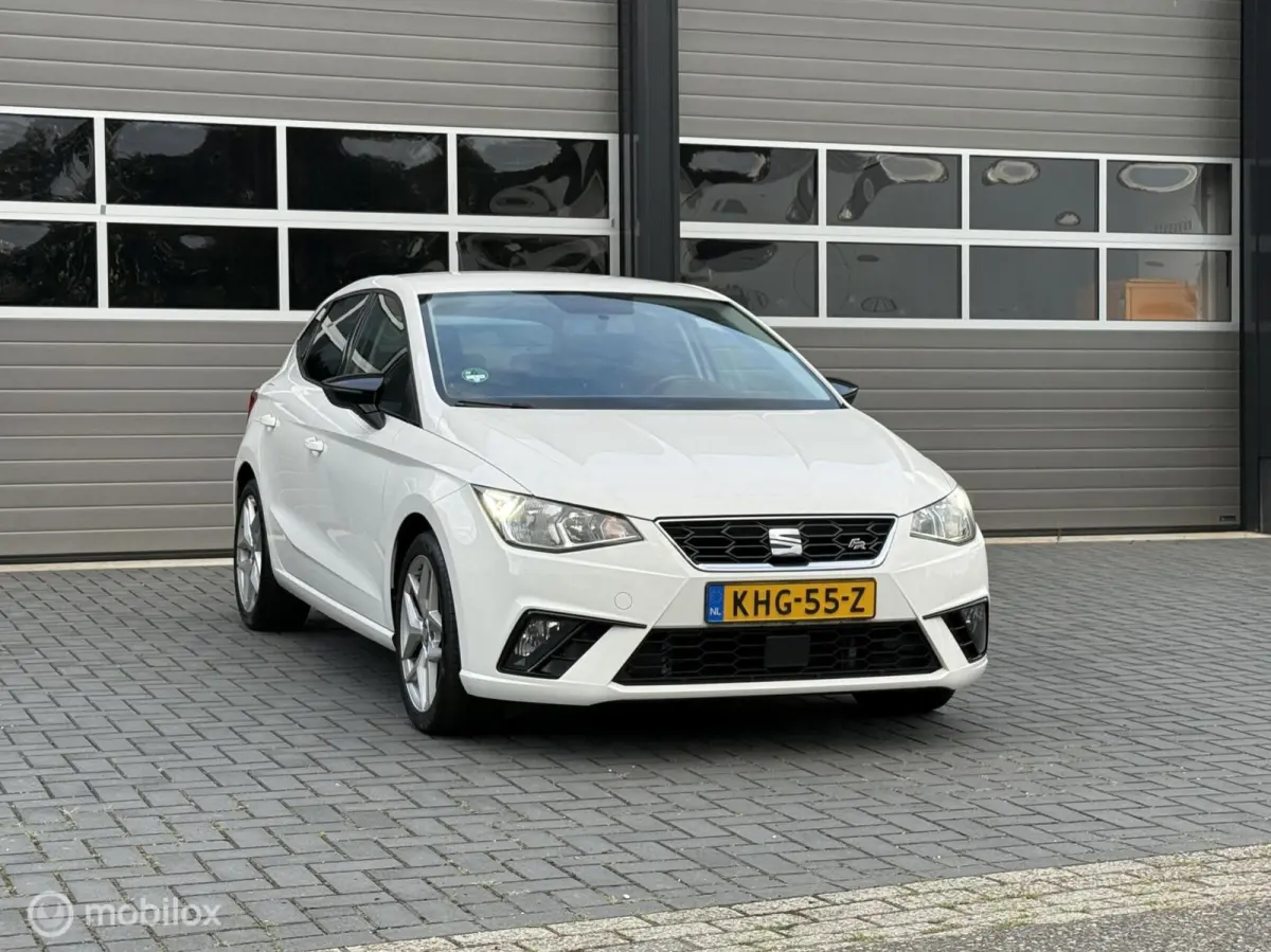 1.0 TSI FR Cruise-17'inch-Stoelverwarming