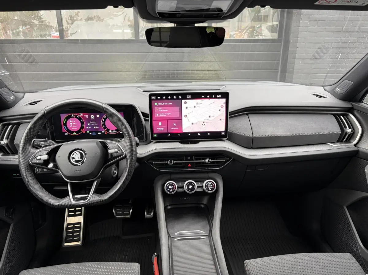 1.5 TSI PHEV Sportline Business / TREKHAAK