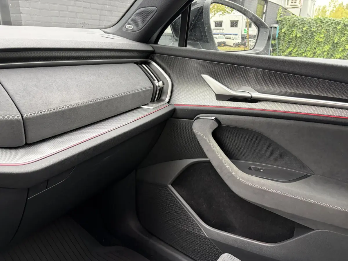 1.5 TSI PHEV Sportline Business / TREKHAAK