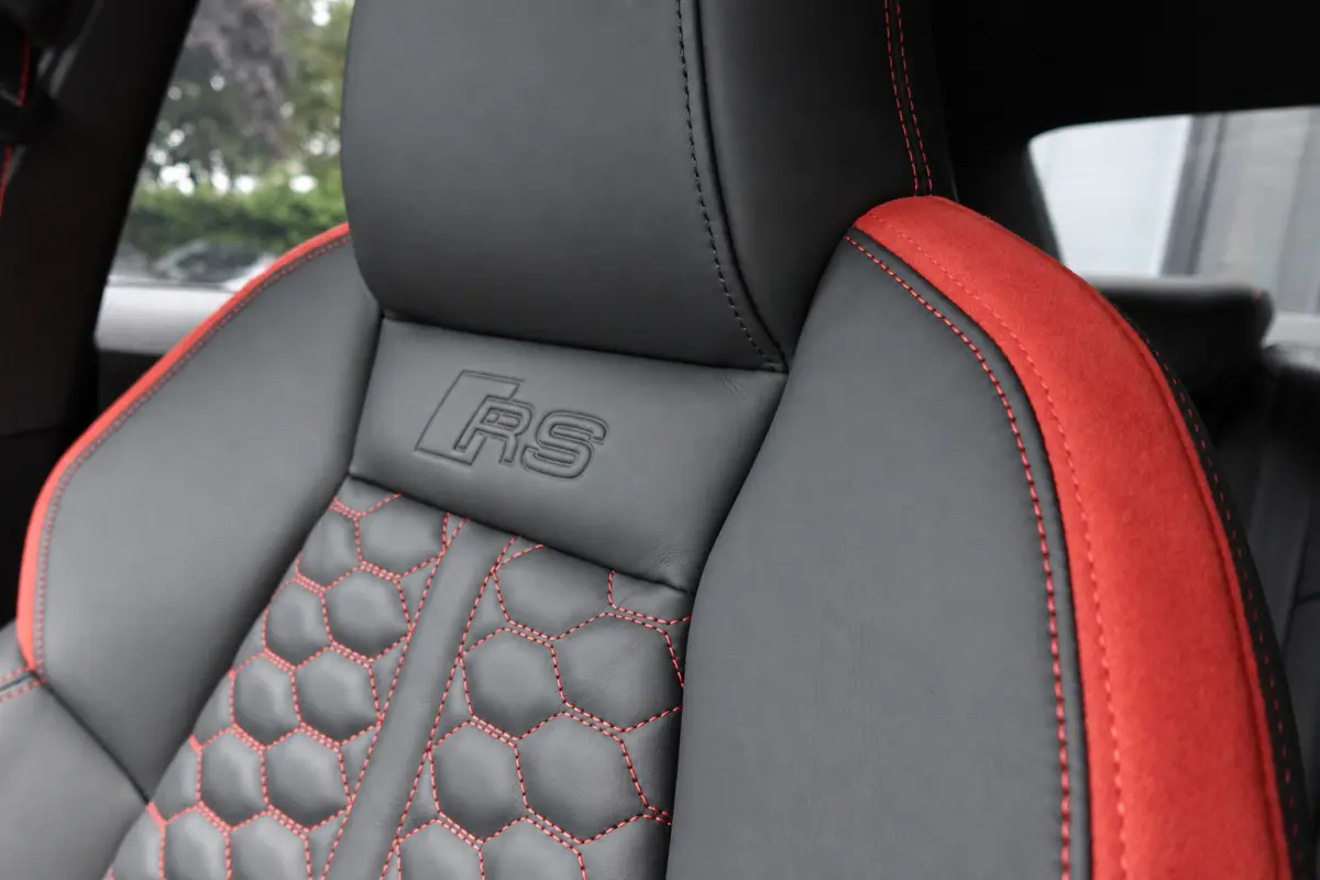2.5 TFSI RS 3 quattro PANO KERAMISCH CARBON
