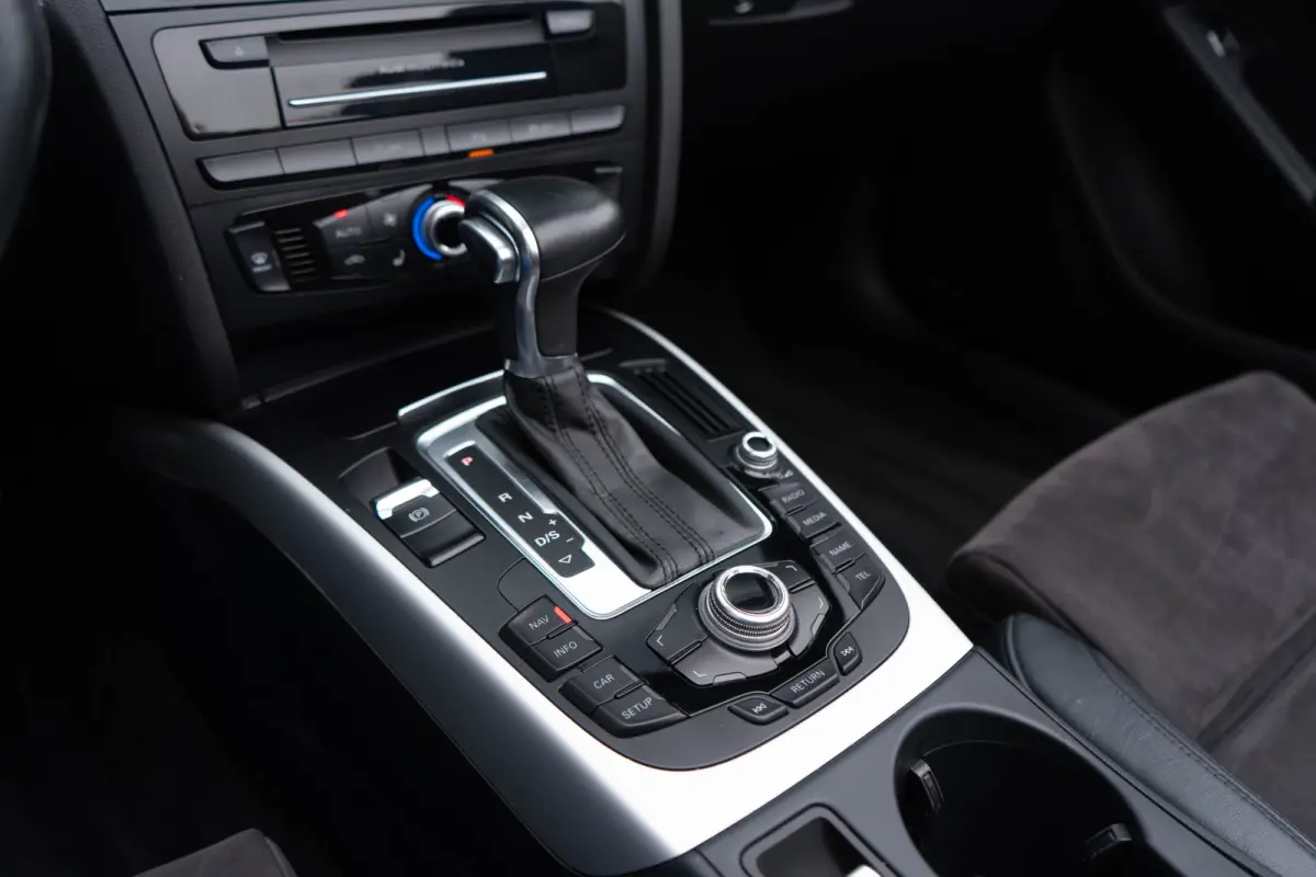 1.8 TFSI / S-line/ Stoelverwarming/ Audi Sound/ 19 Inch Velgen/