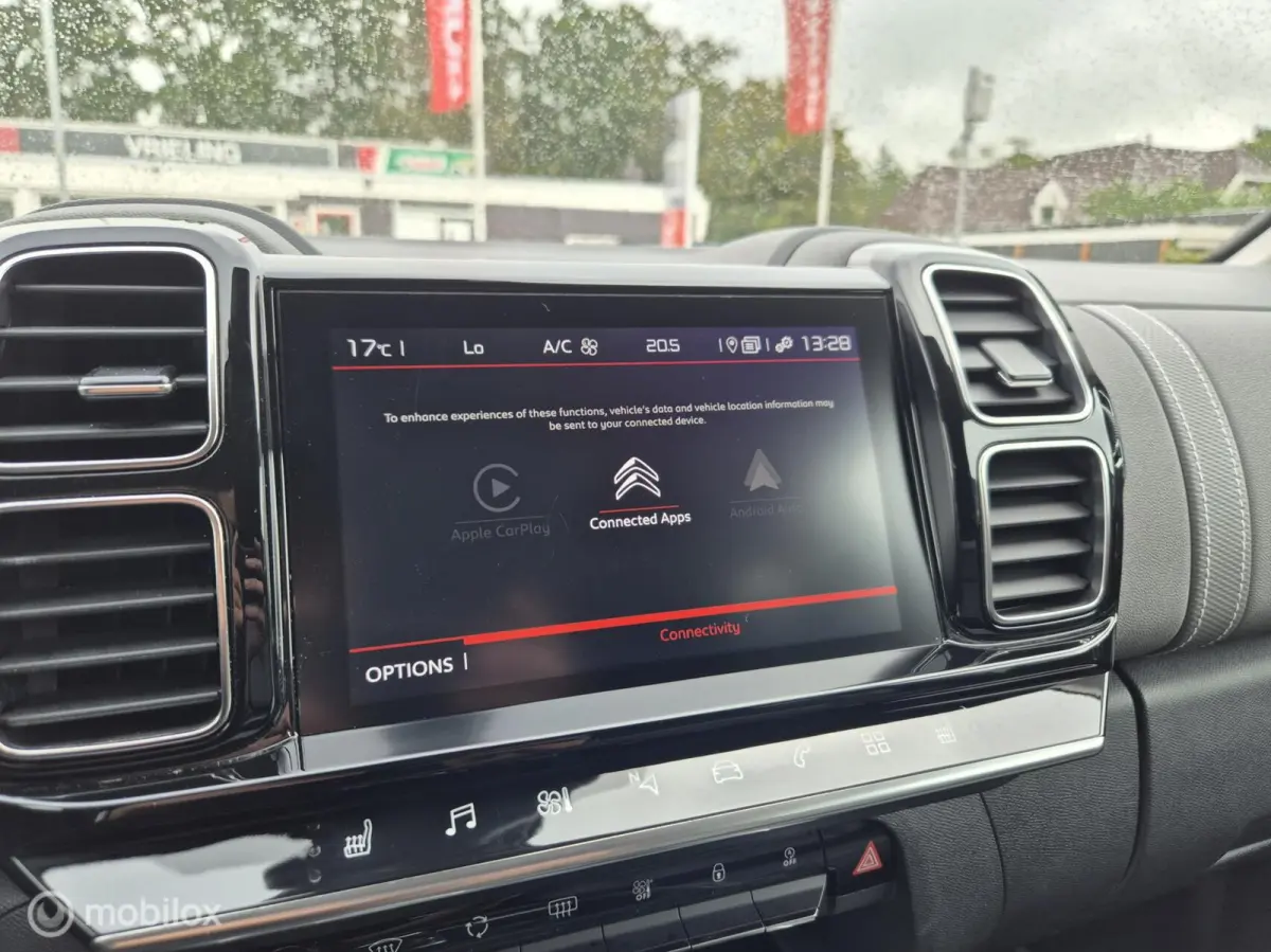1.2 PureTech Shine, Automaat, Trekhaak