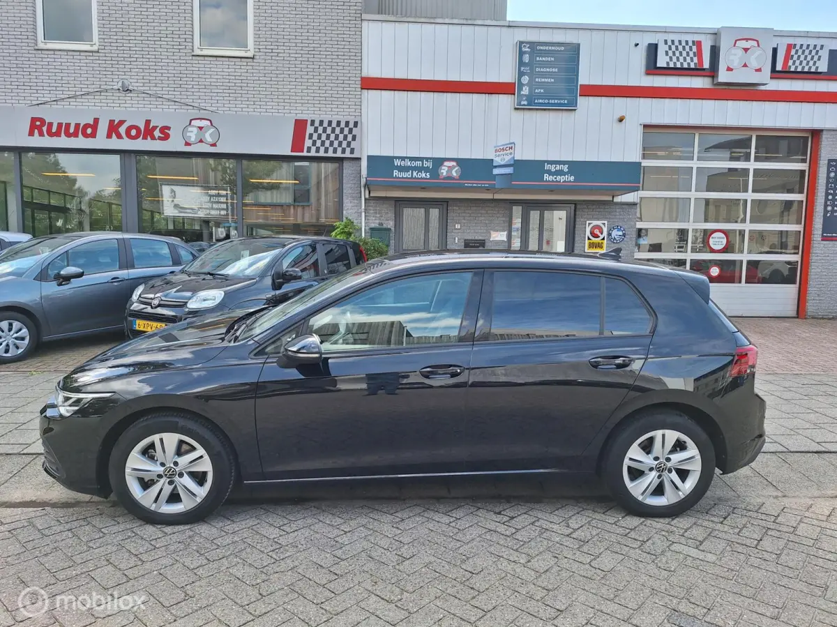 1.0 TSI LIFE • Dealer onderhouden • Carplay •