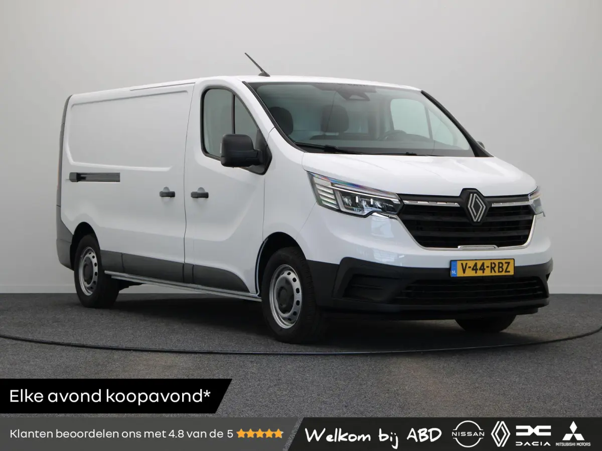 2.0 Blue dCi 110pk T30 L2H1 Comfort | Laadruimtepakket | Achteruitrijcamera | Vierseizoensbanden |